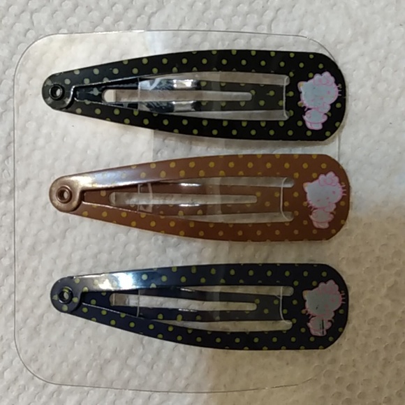 Sanrio Hello Kitty Hair Barrettes Clips Accessories 2 pack - 3 pairs - Picture 6 of 9